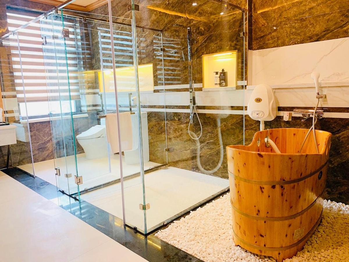 Diamond Hotel Van Don Cam Pha 외부 사진