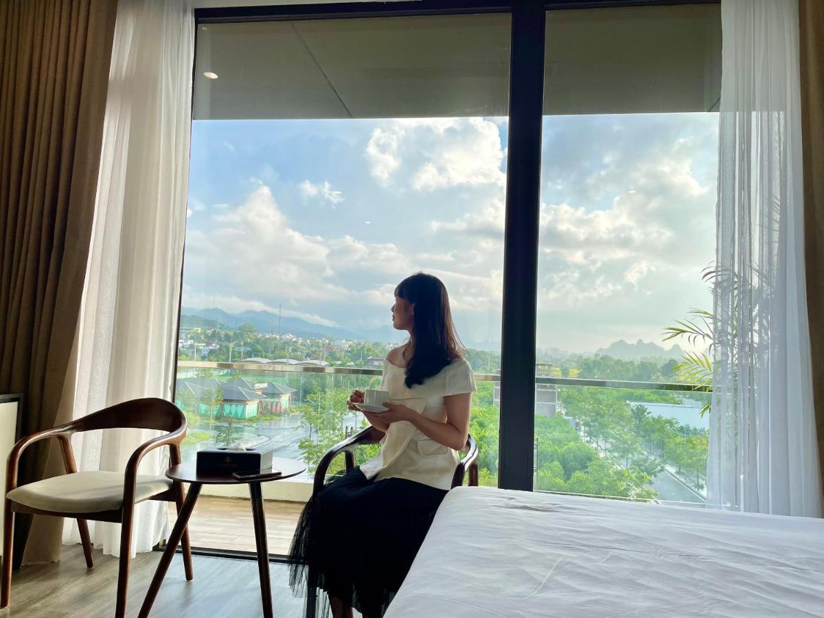 Diamond Hotel Van Don Cam Pha 외부 사진