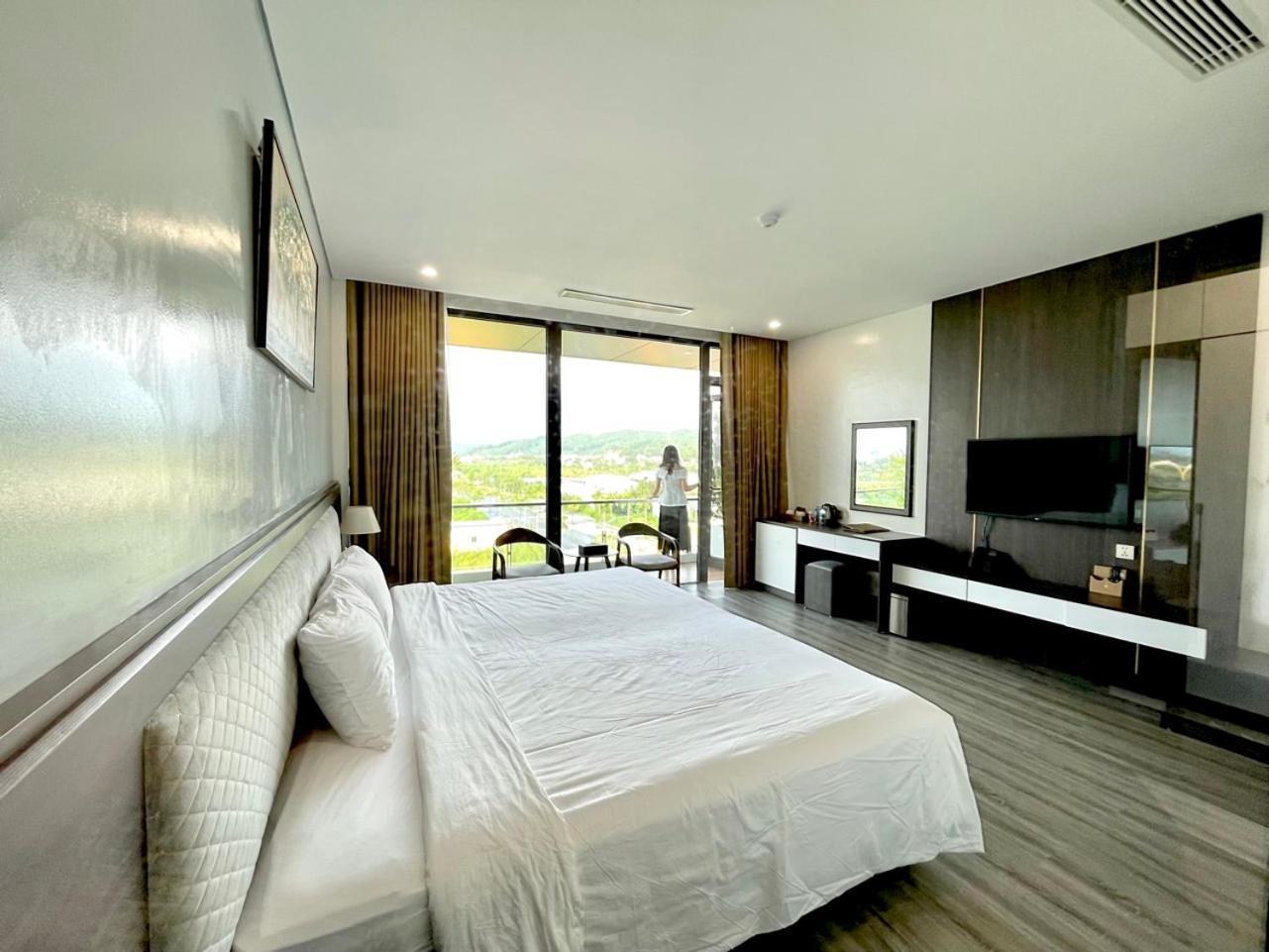 Diamond Hotel Van Don Cam Pha 외부 사진